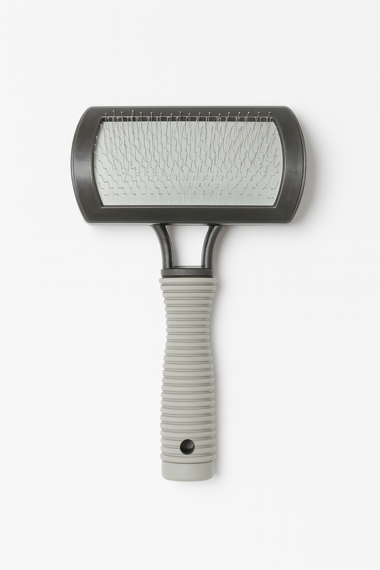 Pet grooming brush